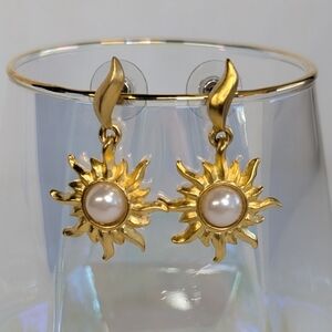 *Rare* Karl Lagerfeld Pierced Sunburst Earrings - Designer Vintage Collectible